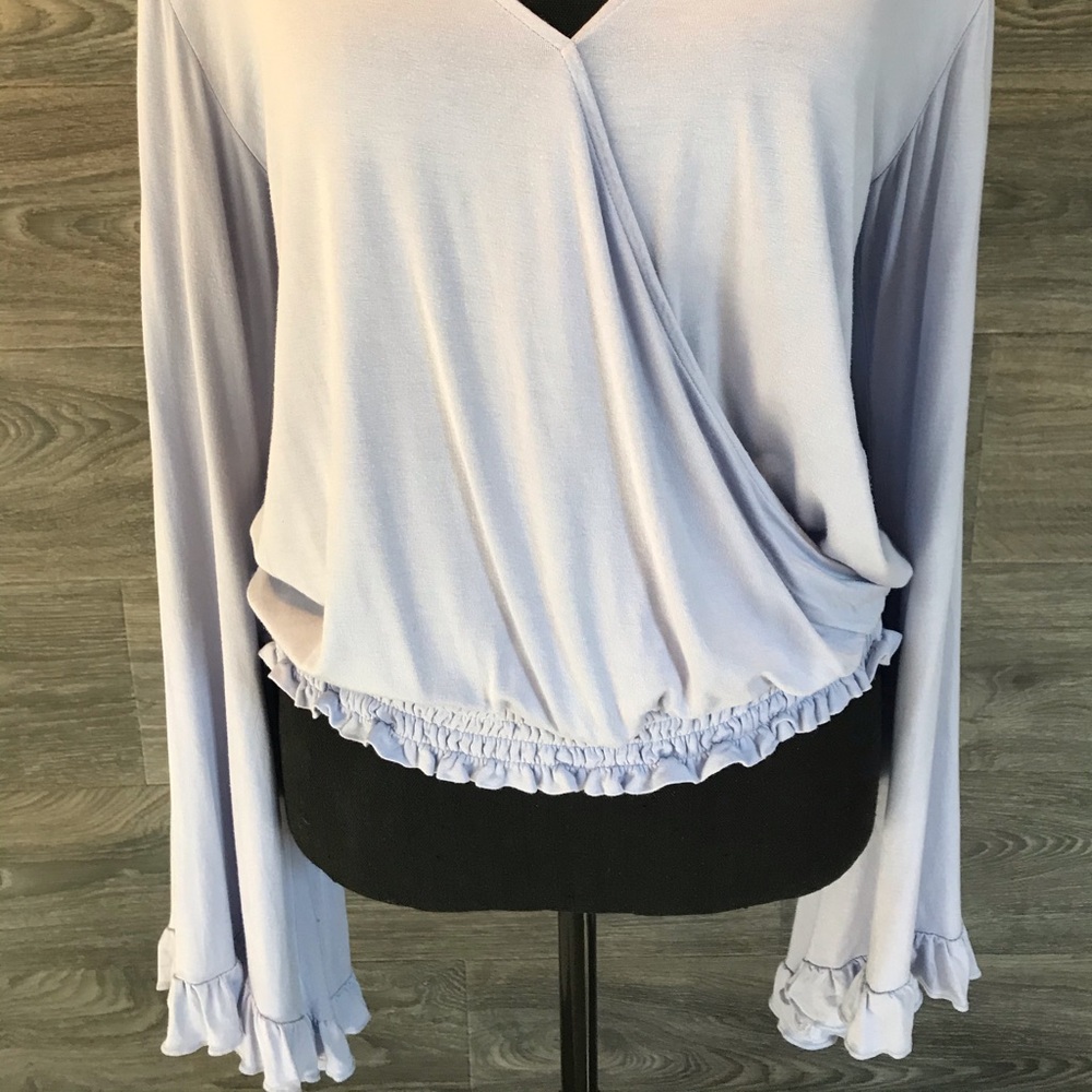 AE Ruffled Wide Arm Blouse
